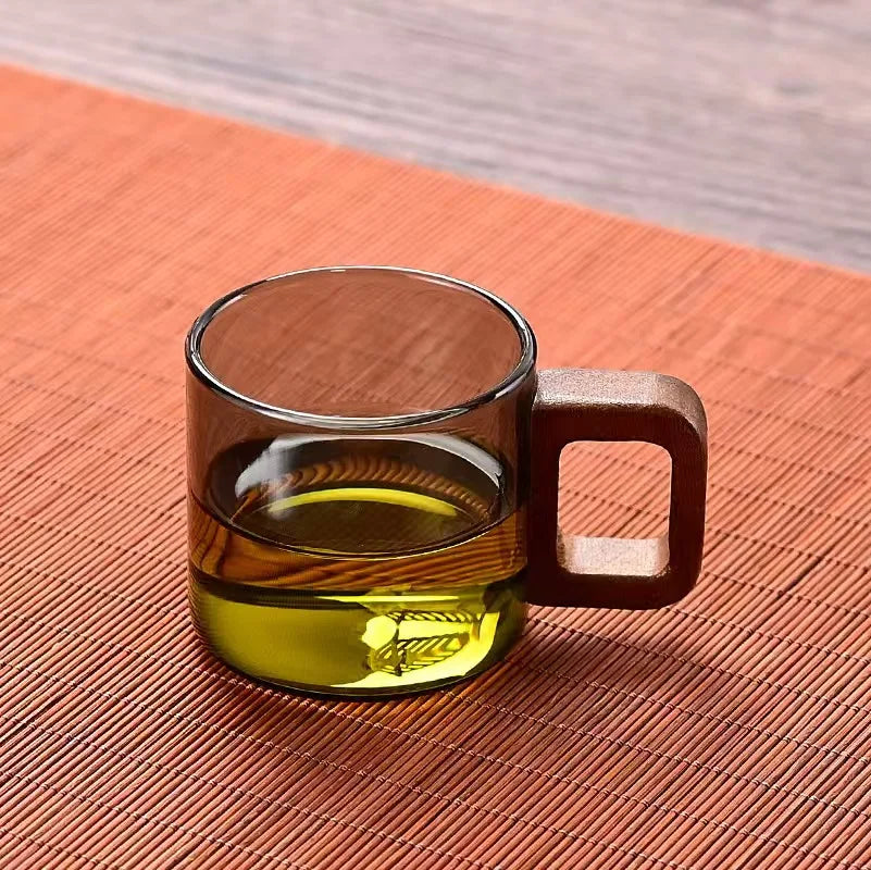 1pcs Heat-resistant Glass Tea Cup With Walnut Handle 120ml Mini Espresso Cup Set Ground Coffee Mug Glasses Brewing Teaware