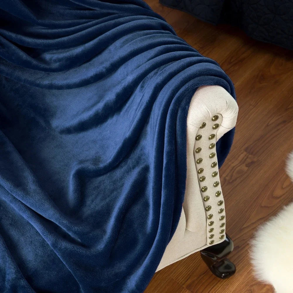 Coral Fleece Flannel Blankets For Beds 230gsm Solid Color Soft Warm Mink Throw Thin Bedspread Sofa Cover Faux Fur Plaid Blanket