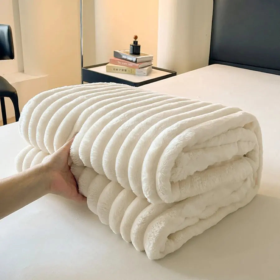 Soft Plush Throw Blanket for Sofa & Bed