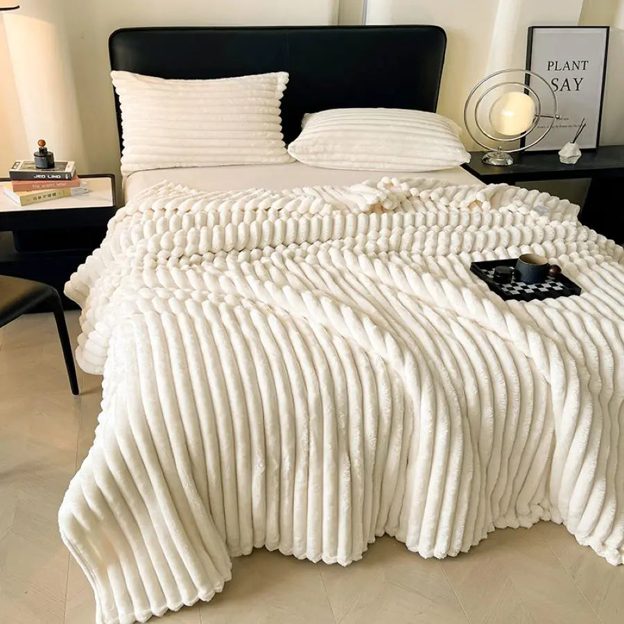 Soft Plush Throw Blanket for Sofa & Bed