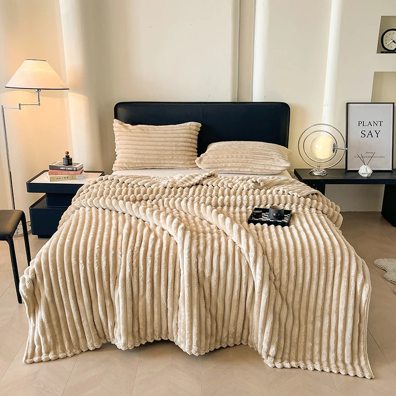 Soft Plush Throw Blanket for Sofa & Bed