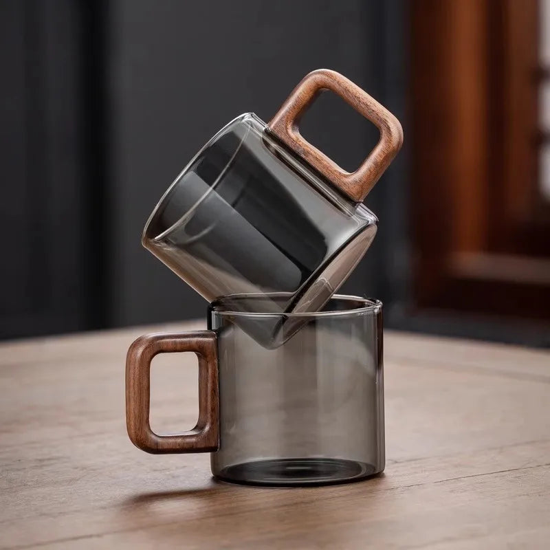 1pcs Heat-resistant Glass Tea Cup With Walnut Handle 120ml Mini Espresso Cup Set Ground Coffee Mug Glasses Brewing Teaware