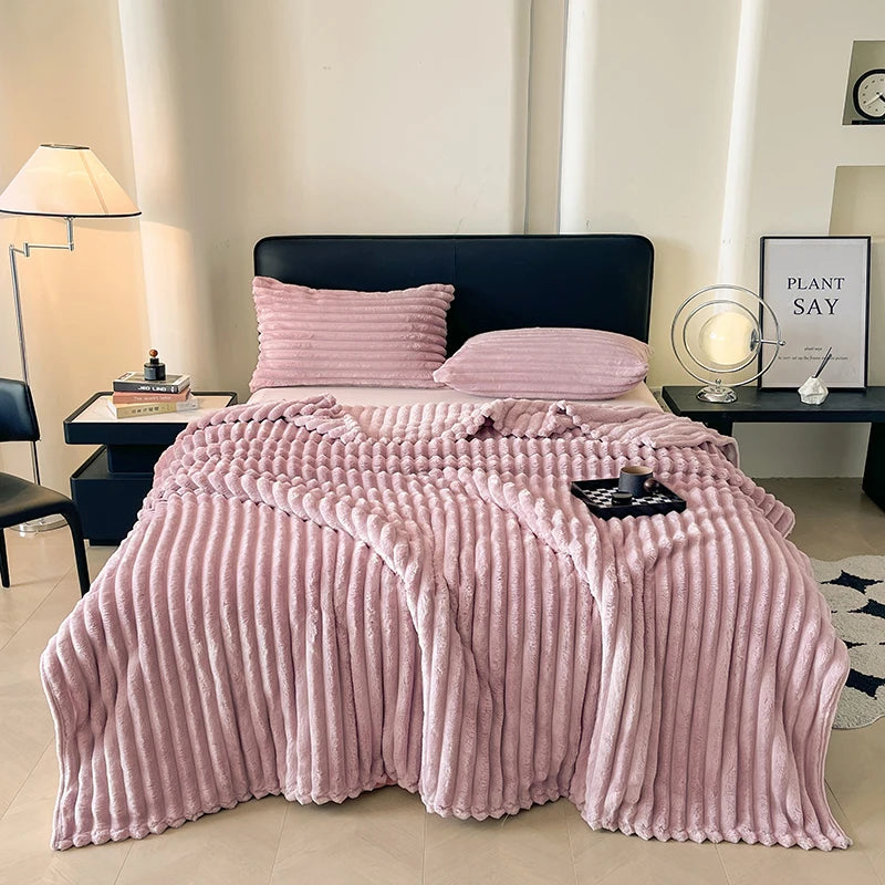 Soft Plush Throw Blanket for Sofa & Bed