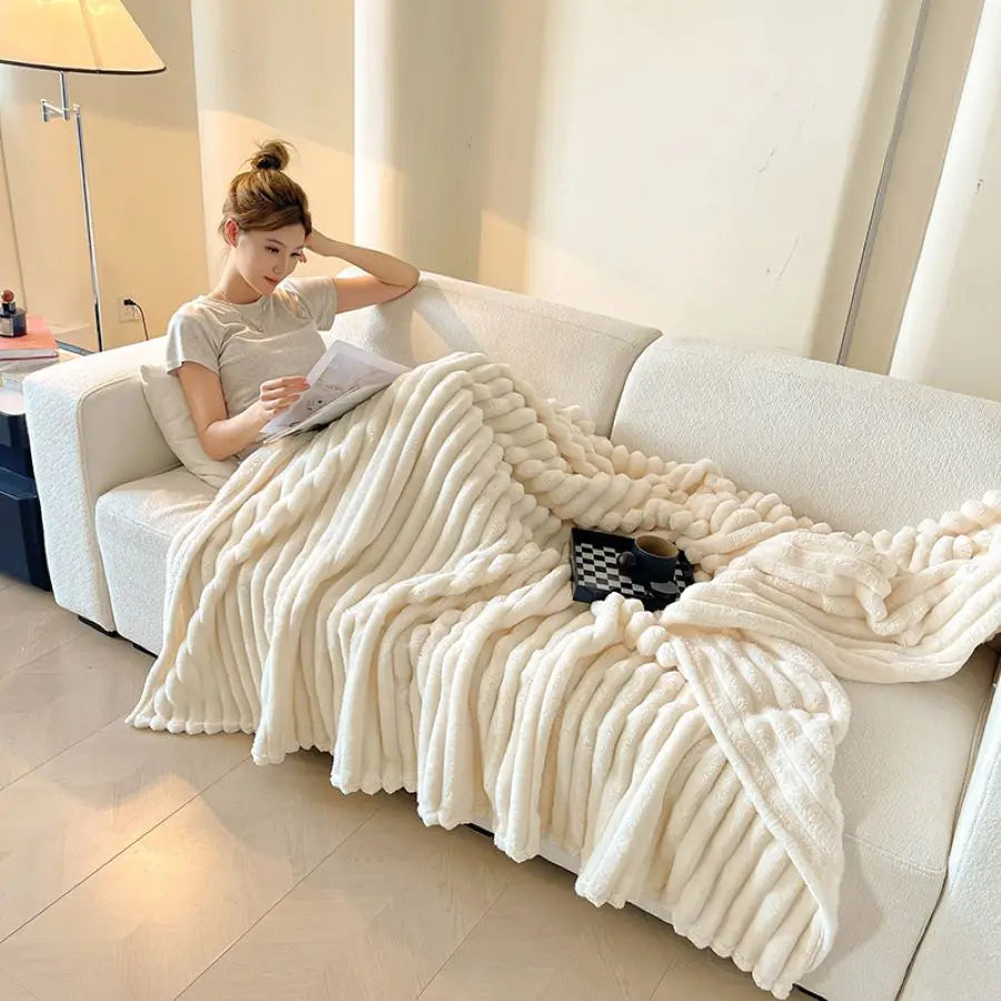 Soft Plush Throw Blanket for Sofa & Bed